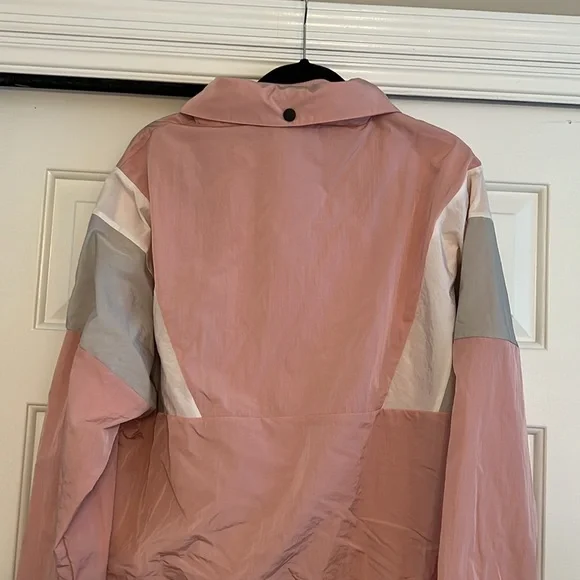 NWOT Victoria's Secret PINK Hooded Windbreaker Jacket - Picture 14 of 15